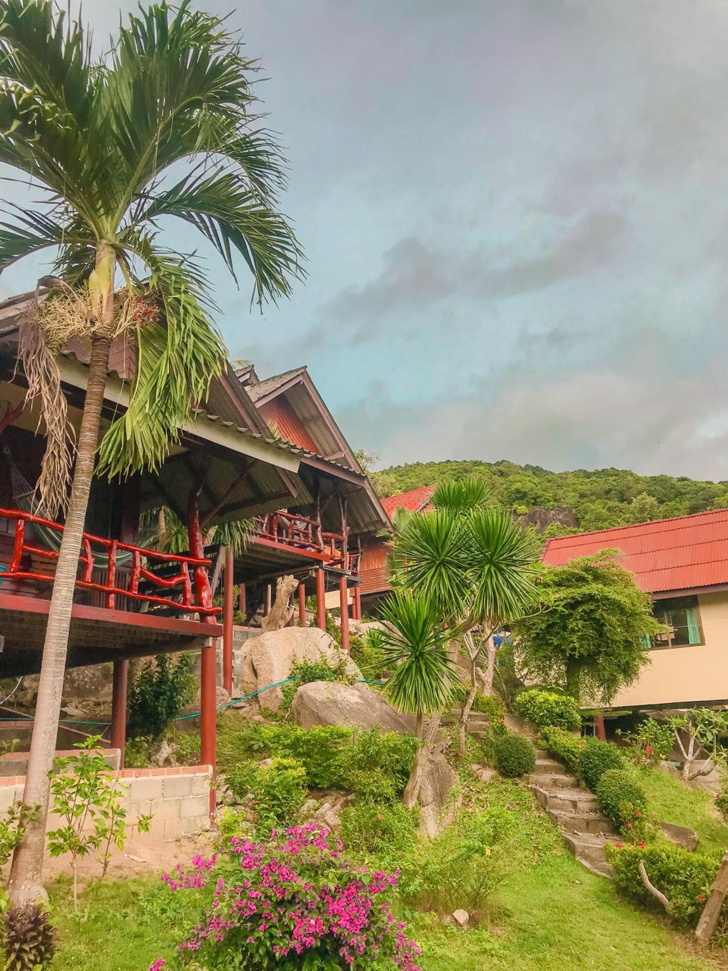 Tanouy Garden Villa Baan Khai Exterior photo