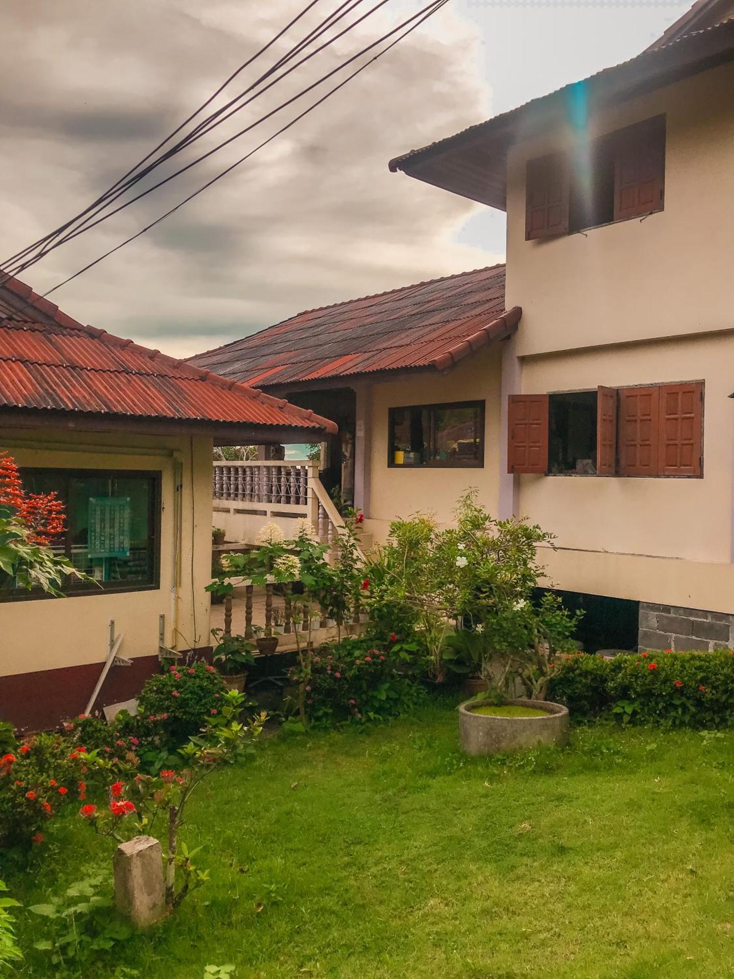 Tanouy Garden Villa Baan Khai Exterior photo