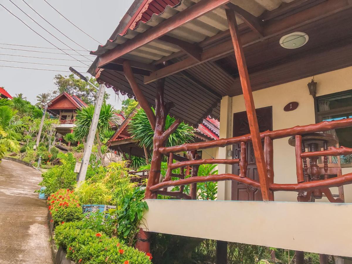 Tanouy Garden Villa Baan Khai Exterior photo