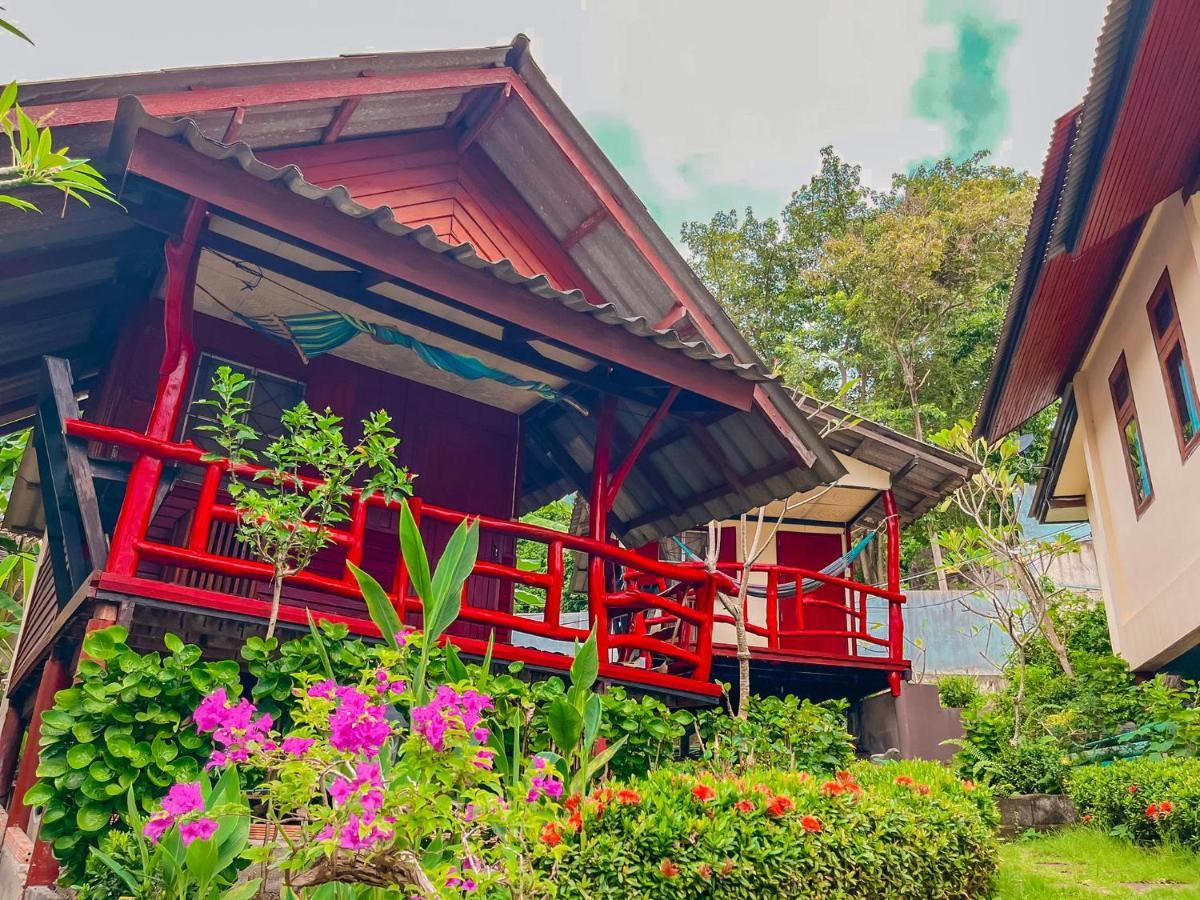 Tanouy Garden Villa Baan Khai Exterior photo