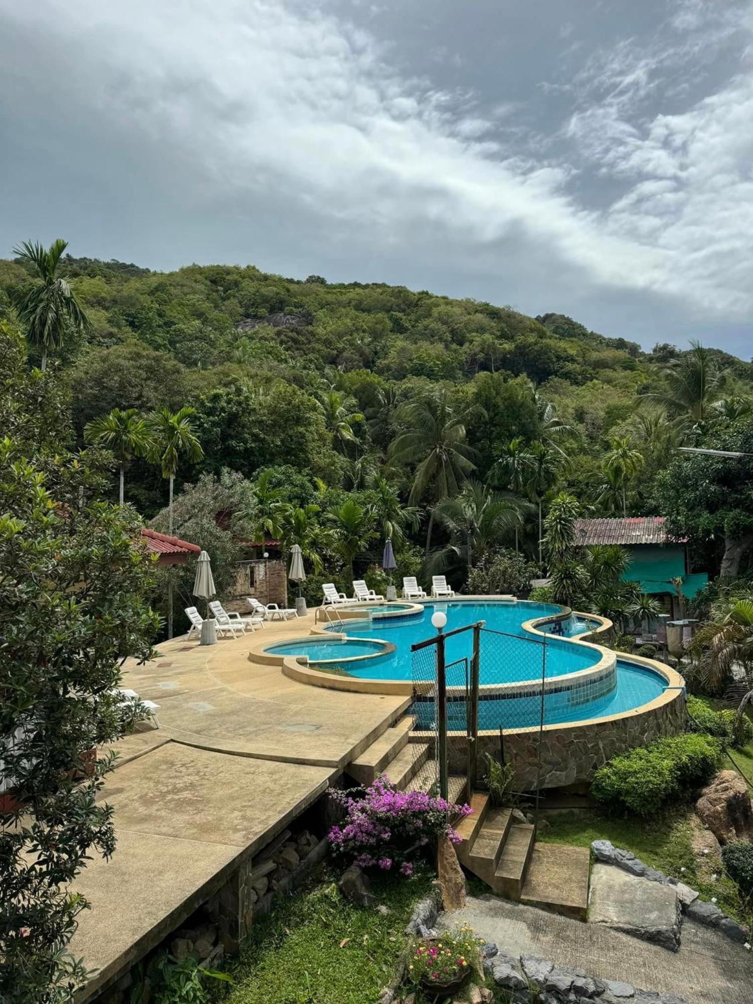 Tanouy Garden Villa Baan Khai Exterior photo