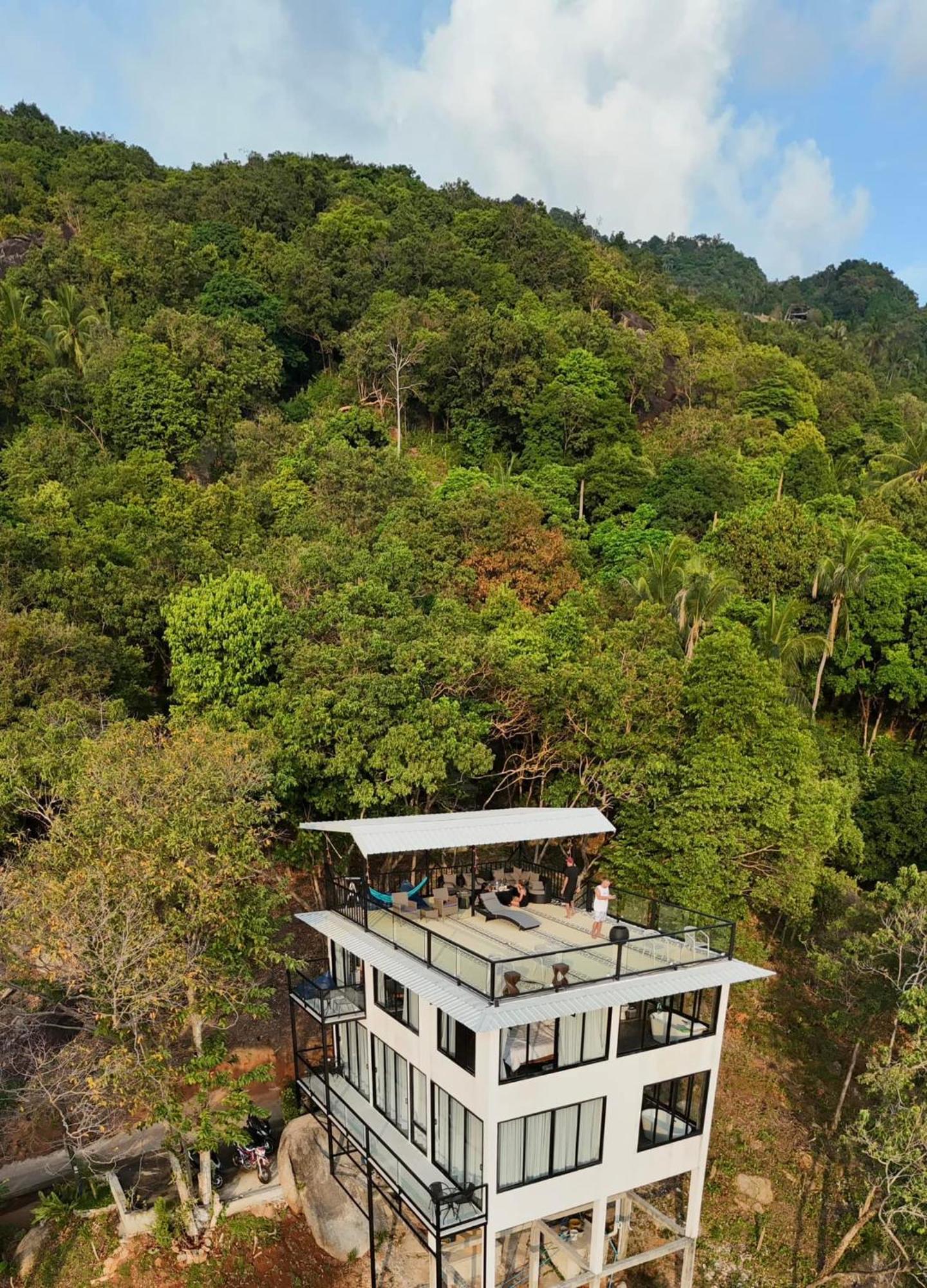 Tanouy Garden Villa Baan Khai Exterior photo